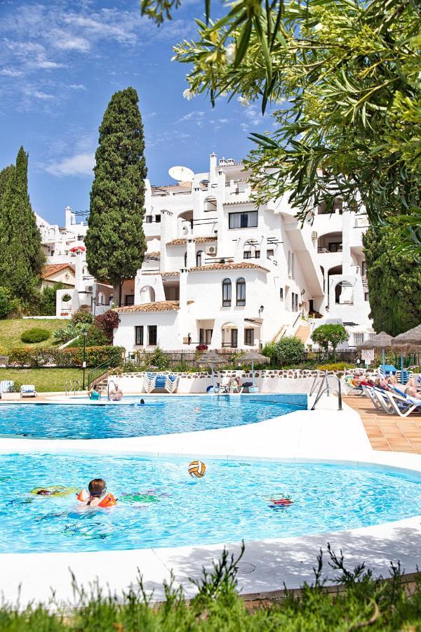 Pueblo Evita Premium Suites Benalmádena Eksteriør billede