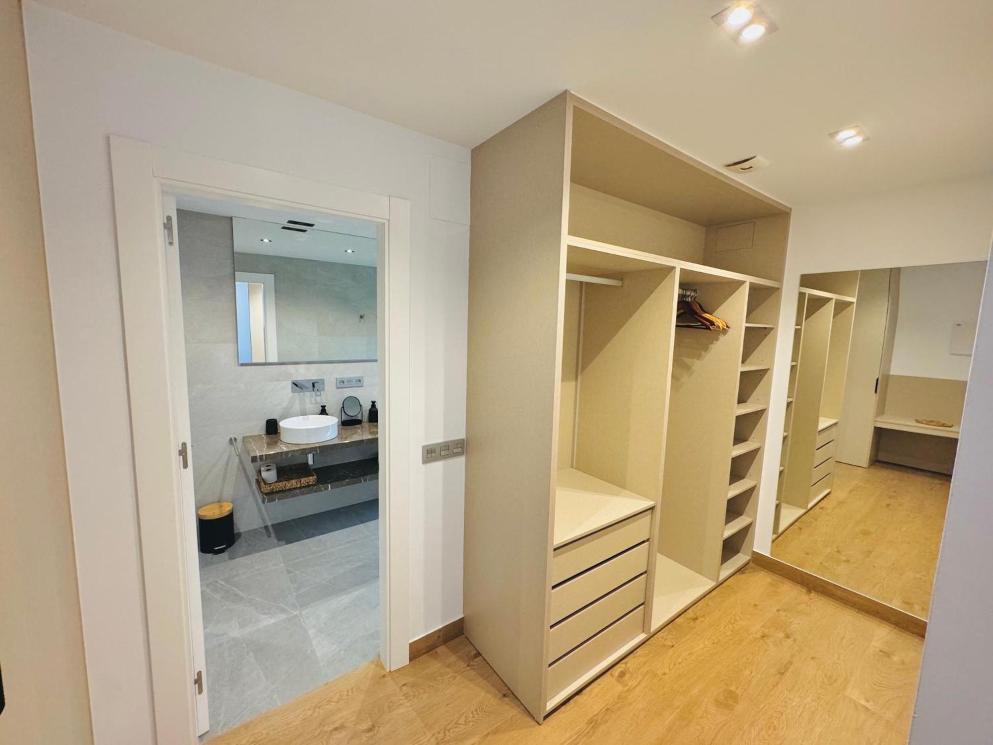 Pueblo Evita Premium Suites Benalmádena Eksteriør billede