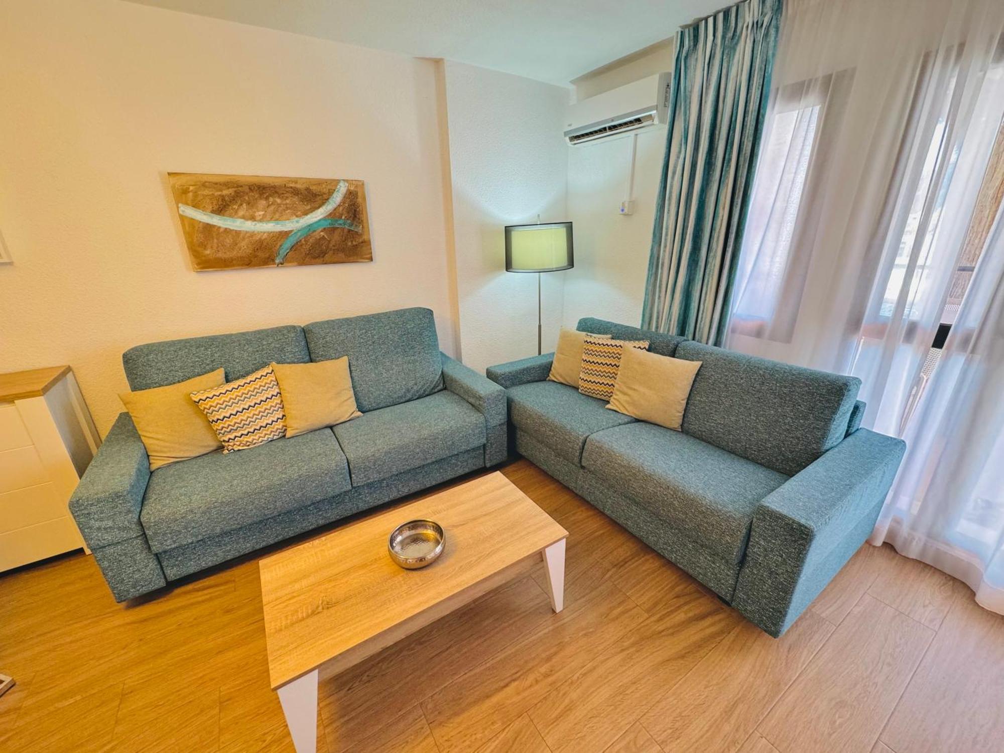 Pueblo Evita Premium Suites Benalmádena Eksteriør billede
