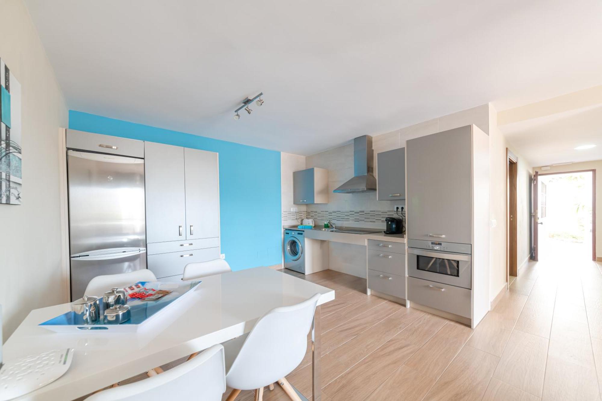 Pueblo Evita Premium Suites Benalmádena Eksteriør billede