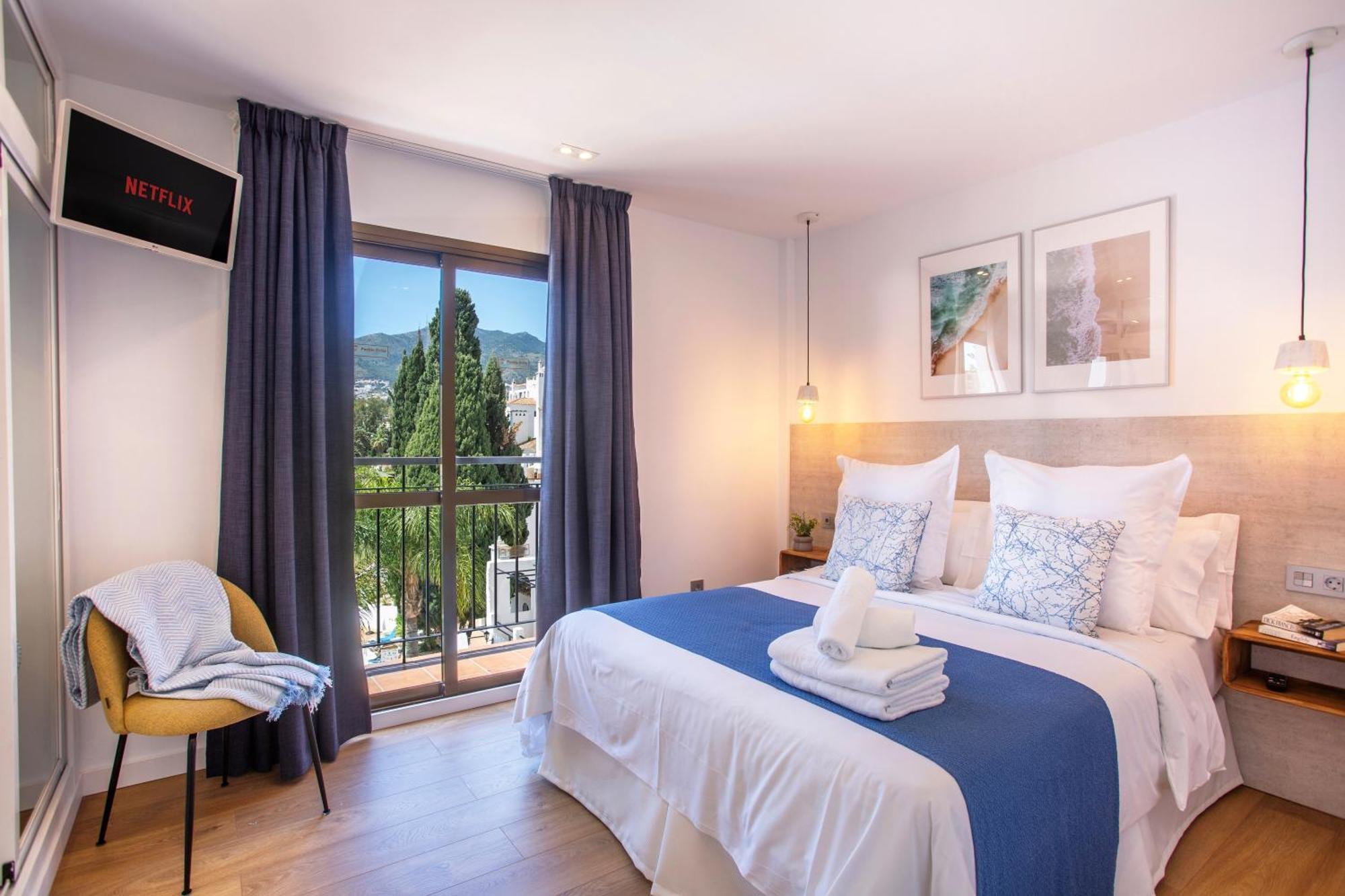 Pueblo Evita Premium Suites Benalmádena Eksteriør billede