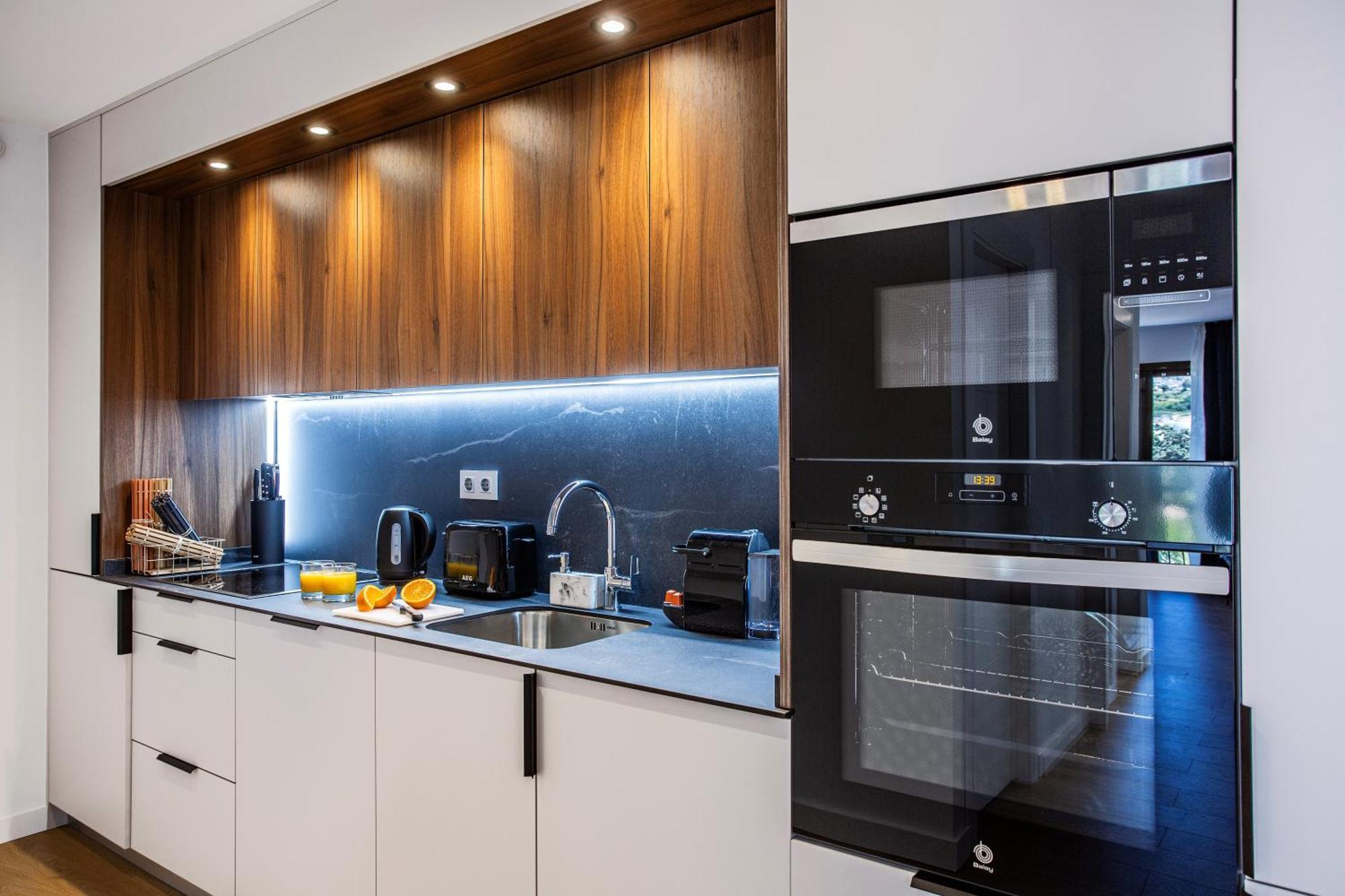 Pueblo Evita Premium Suites Benalmádena Eksteriør billede