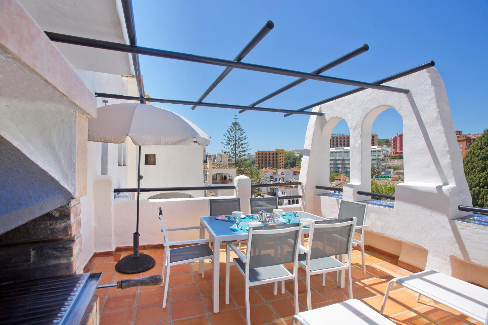 Pueblo Evita Premium Suites Benalmádena Eksteriør billede