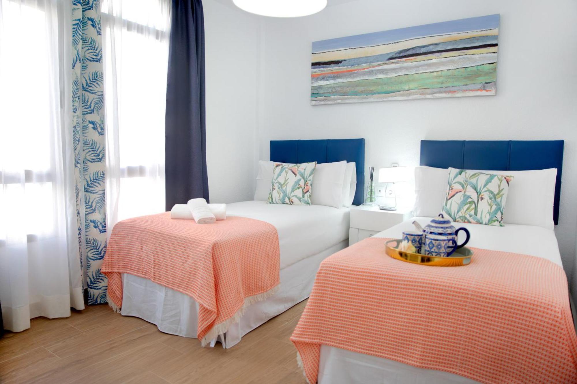 Pueblo Evita Premium Suites Benalmádena Eksteriør billede